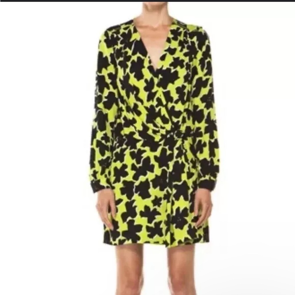 Diane Von Furstenberg Dora Lily Crepe Print Mini Dress Size 2 Faux Wrap